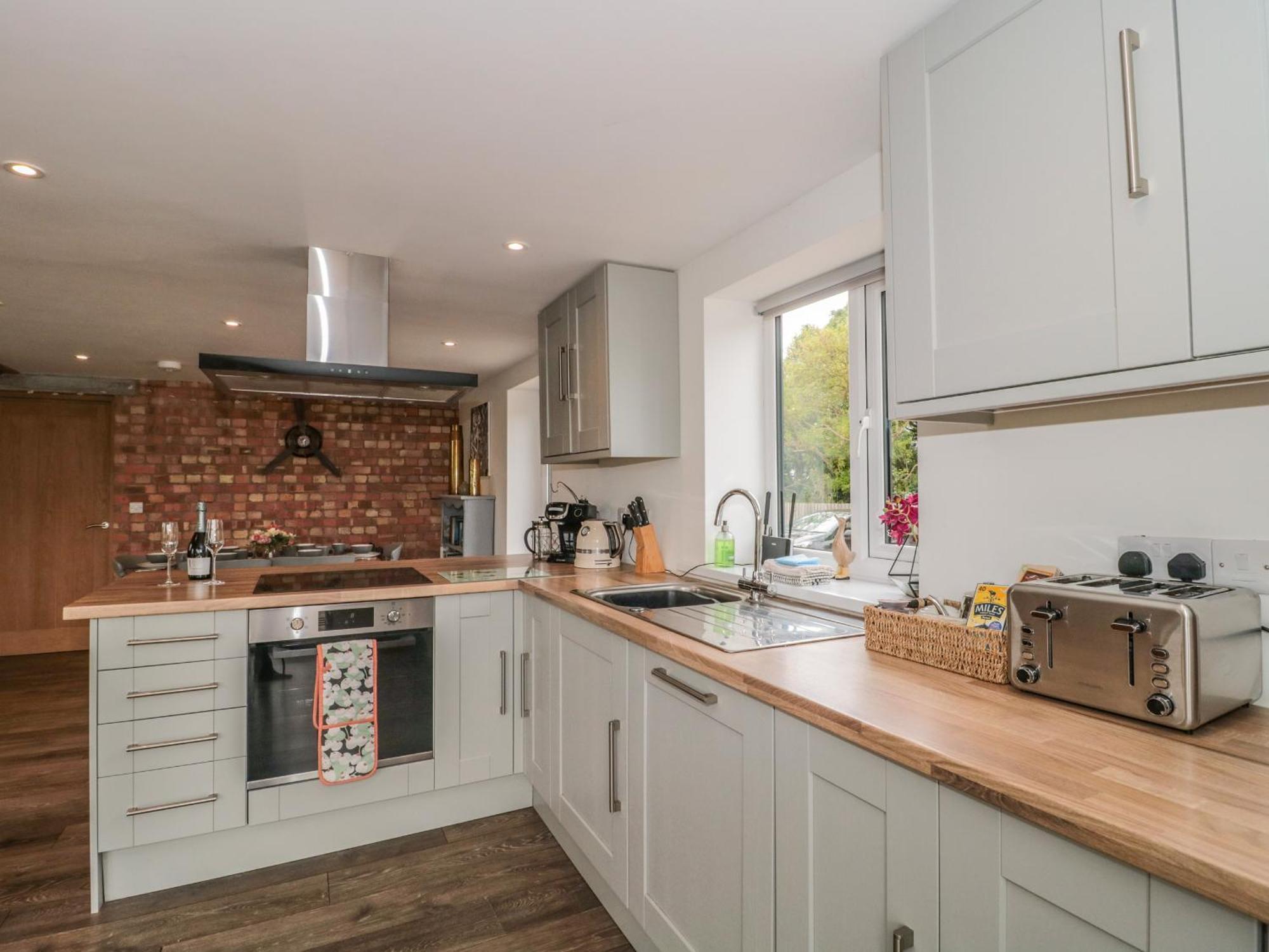 The Old Ambulance House Villa Bridgwater Bagian luar foto